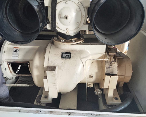 登?？諌簷C(jī)主機(jī)機(jī)頭大修